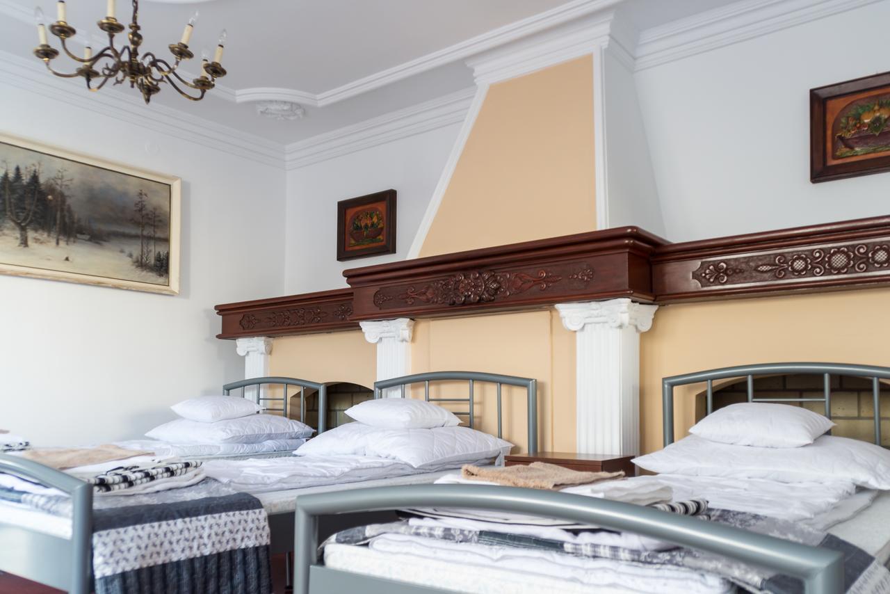Magic Garden Hostel Калиш Экстерьер фото